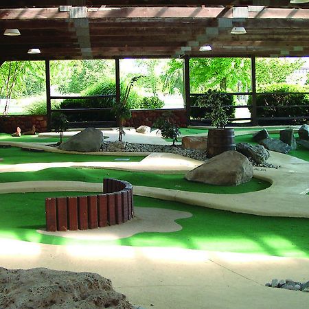 Circle M Rv & Camping Resort - Caravan Park Millersville Экстерьер фото