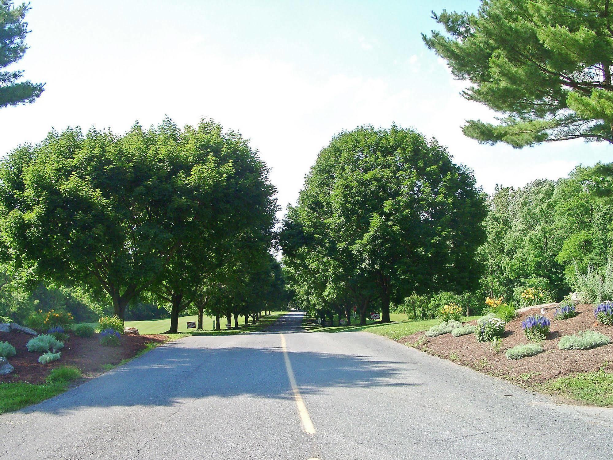 Circle M Rv & Camping Resort - Caravan Park Millersville Экстерьер фото