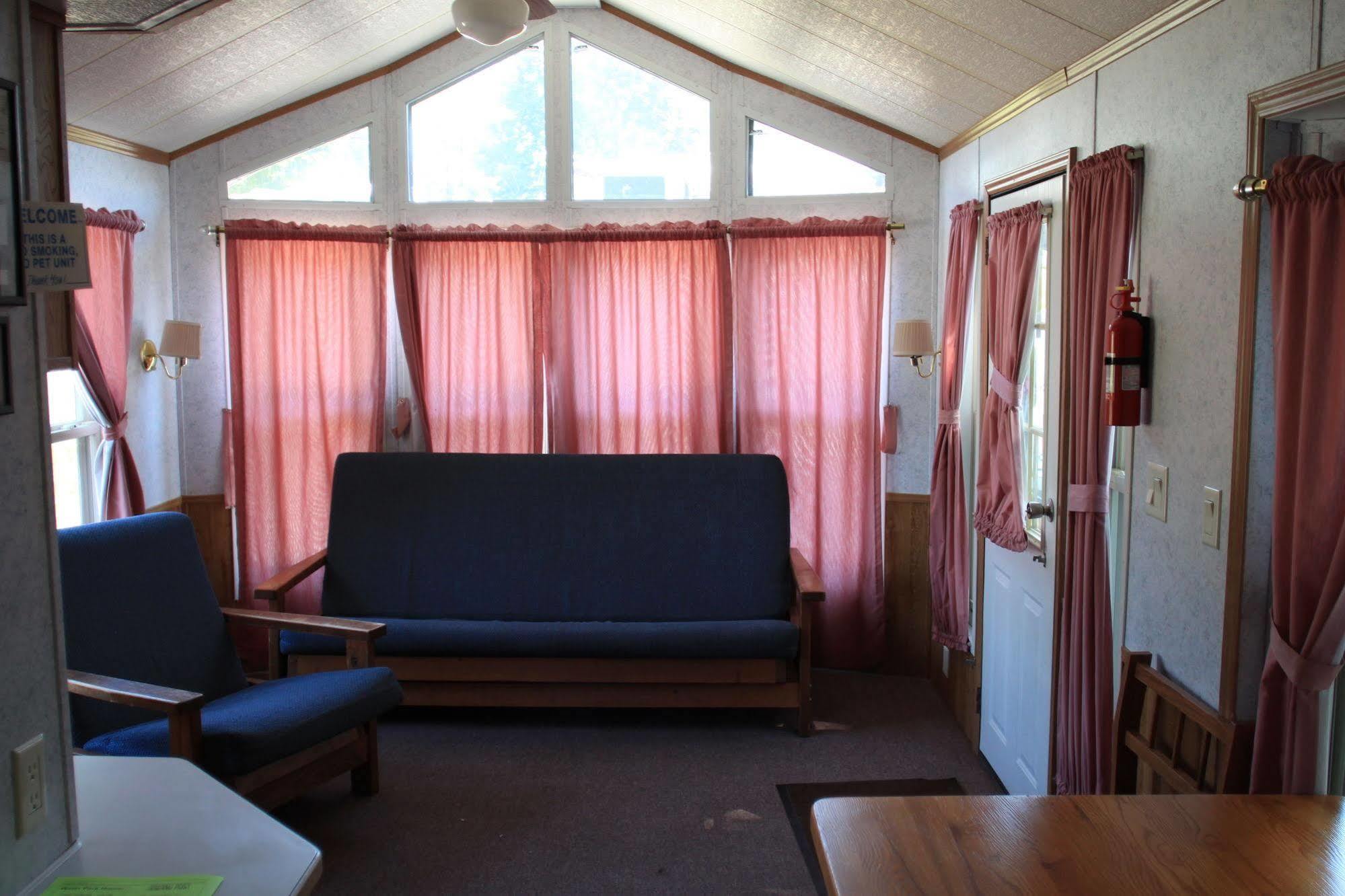 Circle M Rv & Camping Resort - Caravan Park Millersville Экстерьер фото